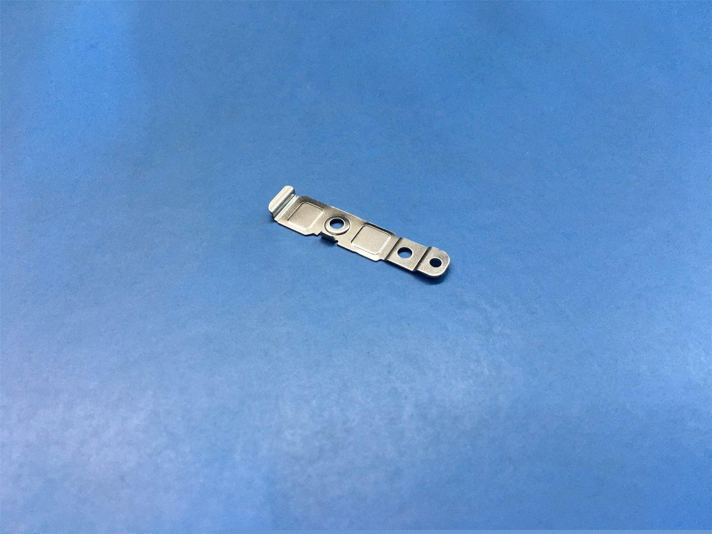 Lenovo SP101FU Batt Conn Metal&*81806-00009 CS 5M88C21893