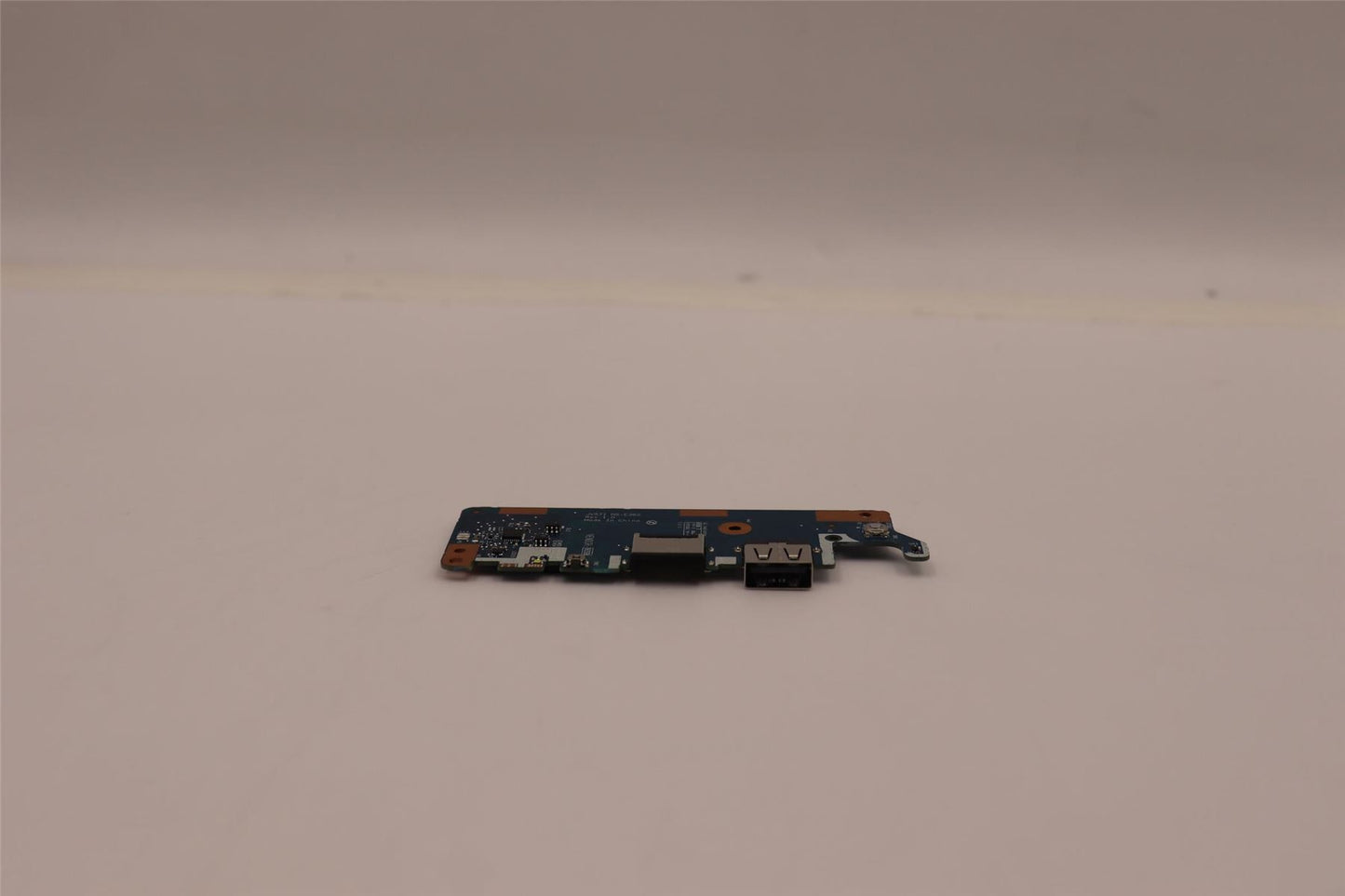Lenovo V15 G3 IAP V15 G4 IRU USB-A Ethernet Button Board 5C50S25364