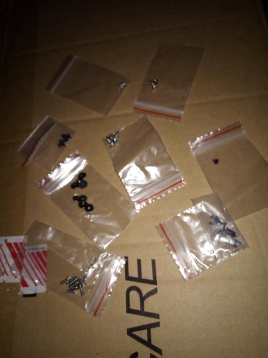 Lenovo Yoga 3-1570 3-1580 500-15IBD 500-15IHW Screw Screws Set Kit 5S10H91187