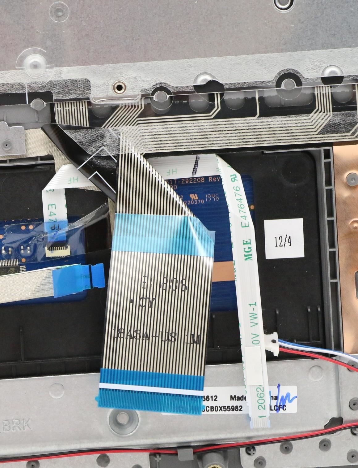 Lenovo Upper Case ASM_RU L 81Y3 PG 5CB0X55982