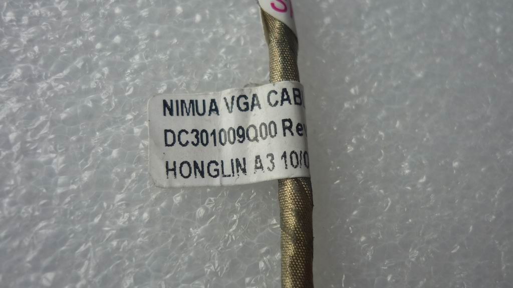 Lenovo NIMUA CRT Cable 31044638