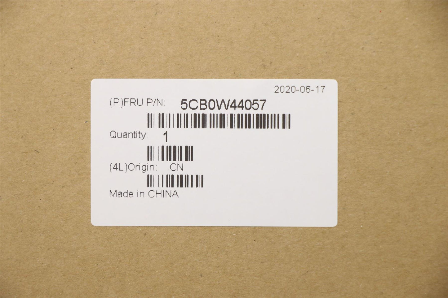 Lenovo Upper Case ASM_US W 81VR IB 5CB0W44057