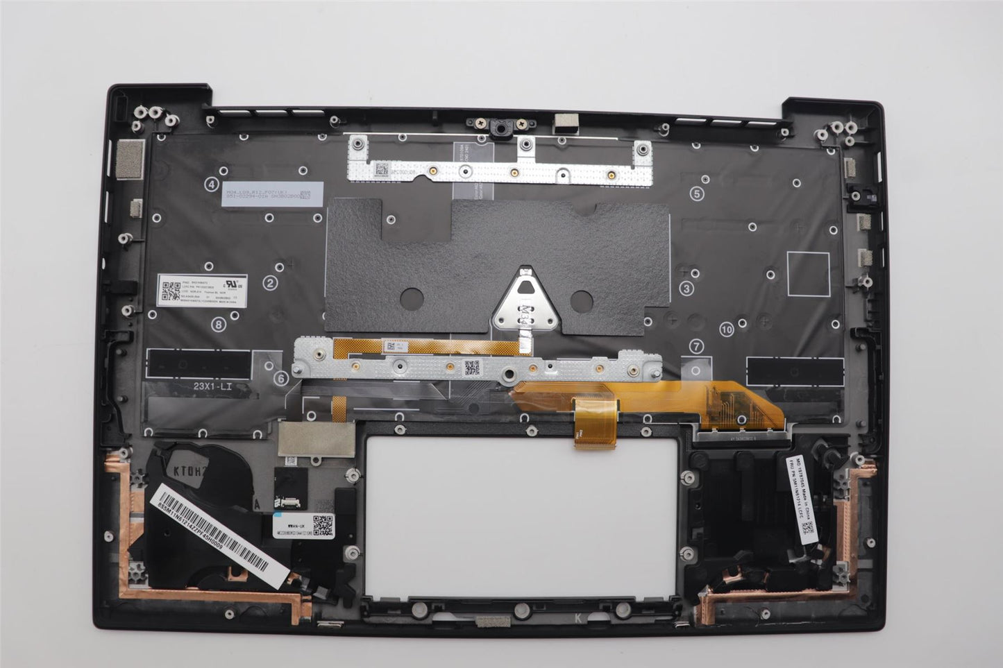 Lenovo MECH_ASM GRP_KBD_BZL_NOR_WW_DB_LTN 5M11N61214