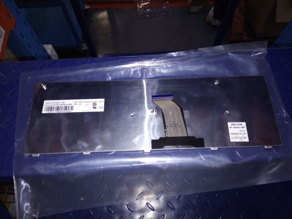 Lenovo CCY N4T CZH-SLK 102KEY ORGBLA KBD Czech Slovak Keyboard 25011159