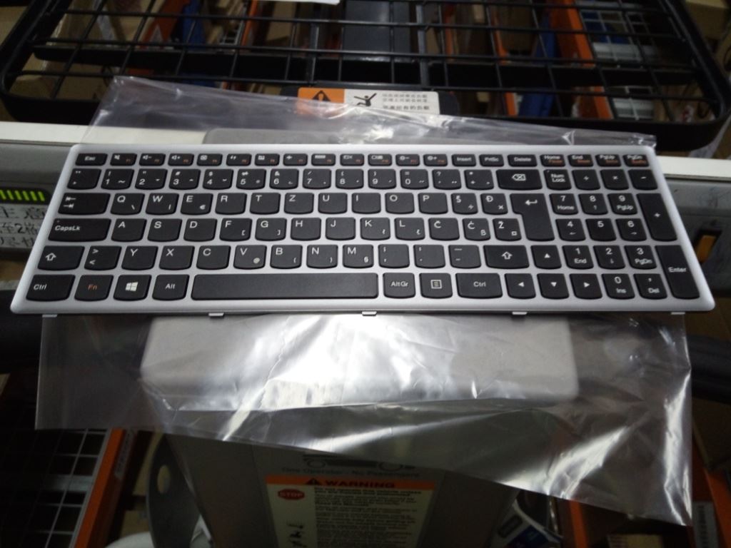 Lenovo T6E1-CCY-Sle-BlackKeySilverF-KBD Keyboard 25213615