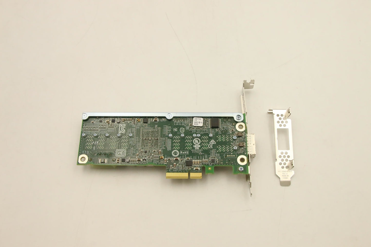 Lenovo PMC 82885T 12G Expander Card Board 00LF095