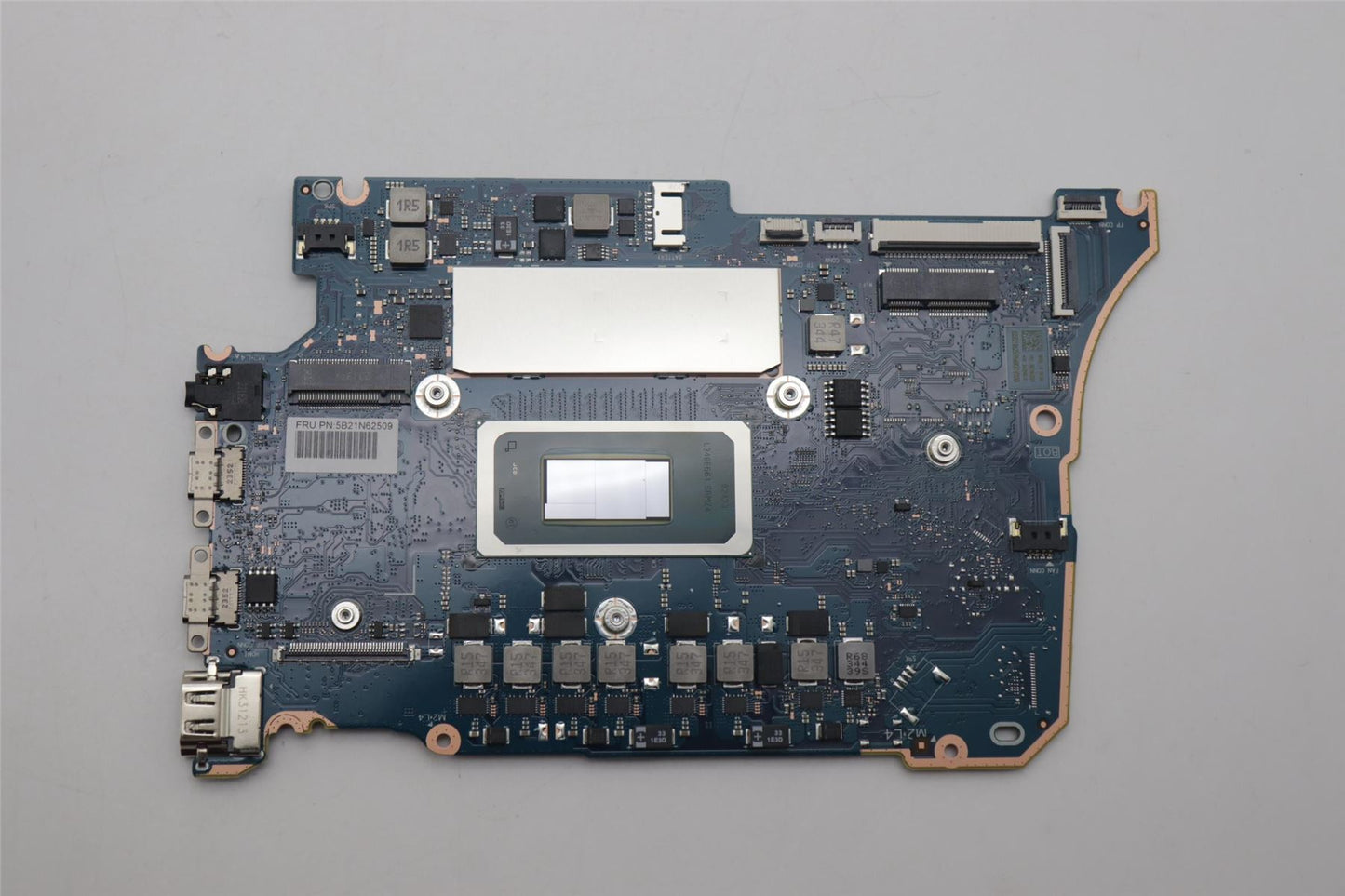 Lenovo H83DJ ULT5125H 16G O WINRMEI 5B21N62509
