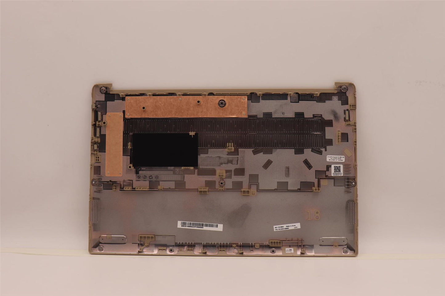 Lenovo Lower Case L 82R4 Sand 5CB1H88662