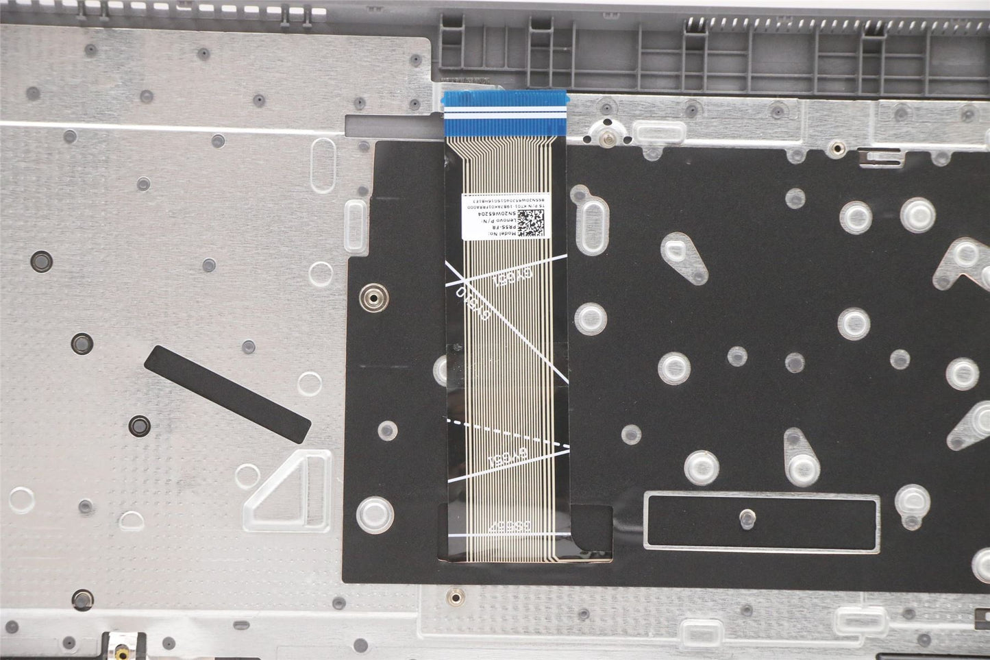 Lenovo Upper Case ASM_FRA L82KV FP A/GUMA 5CB1C75091