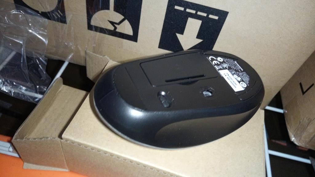 Lenovo Liteon SM-8861 Mouse(WW) improved silver Keyboard 25216250