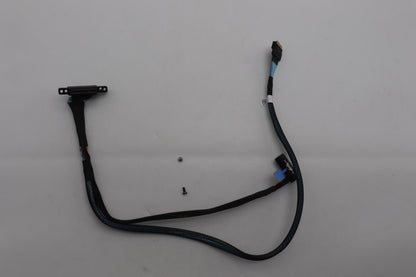 Lenovo Fru,BCM 84pin Gen4 Type2 bay1 NVMe Cable 5C10U58824