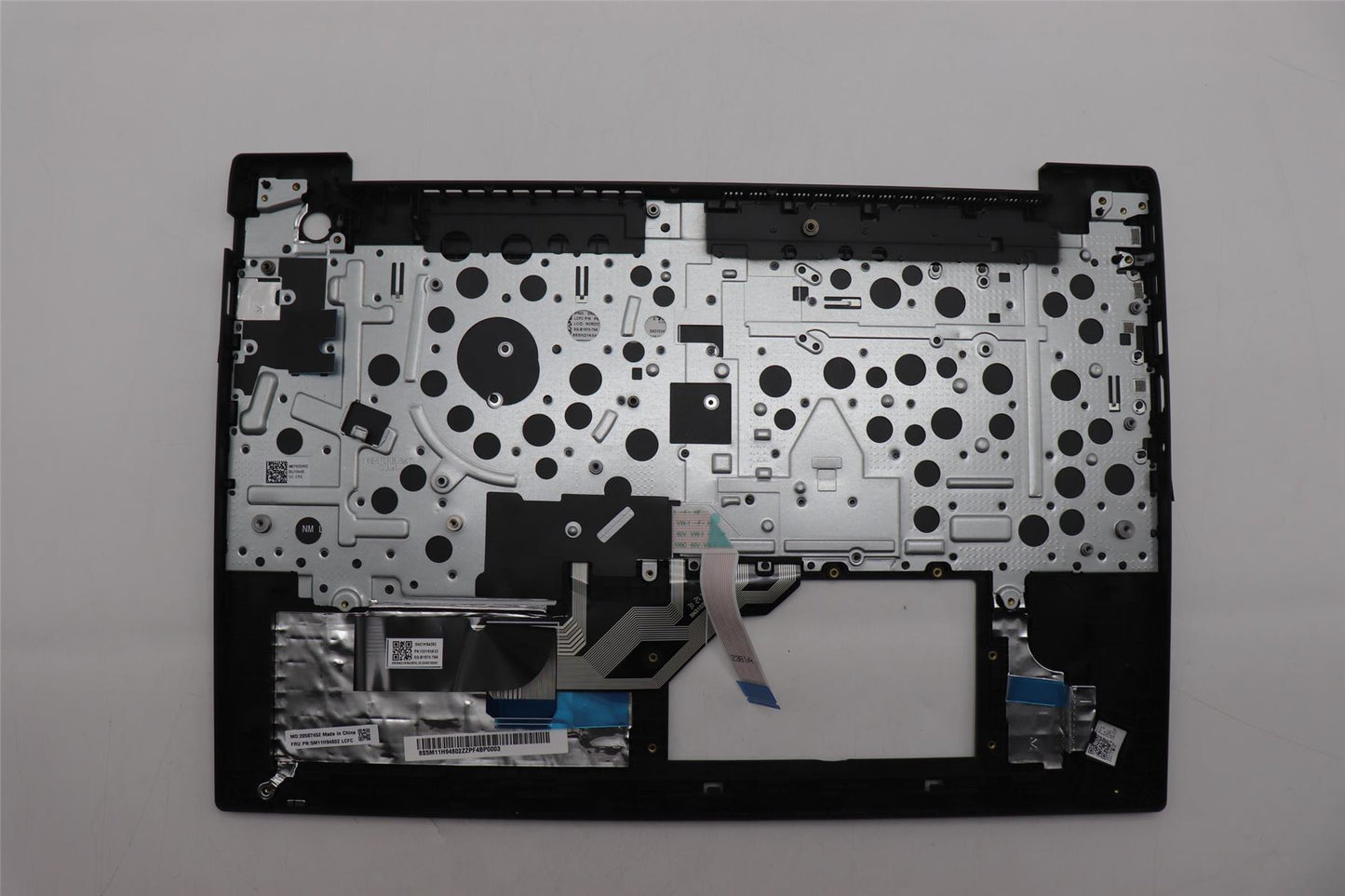 Lenovo ThinkPad E16 Gen 1 Keyboard Palmrest Top Cover Russian Grey 5M11H94802