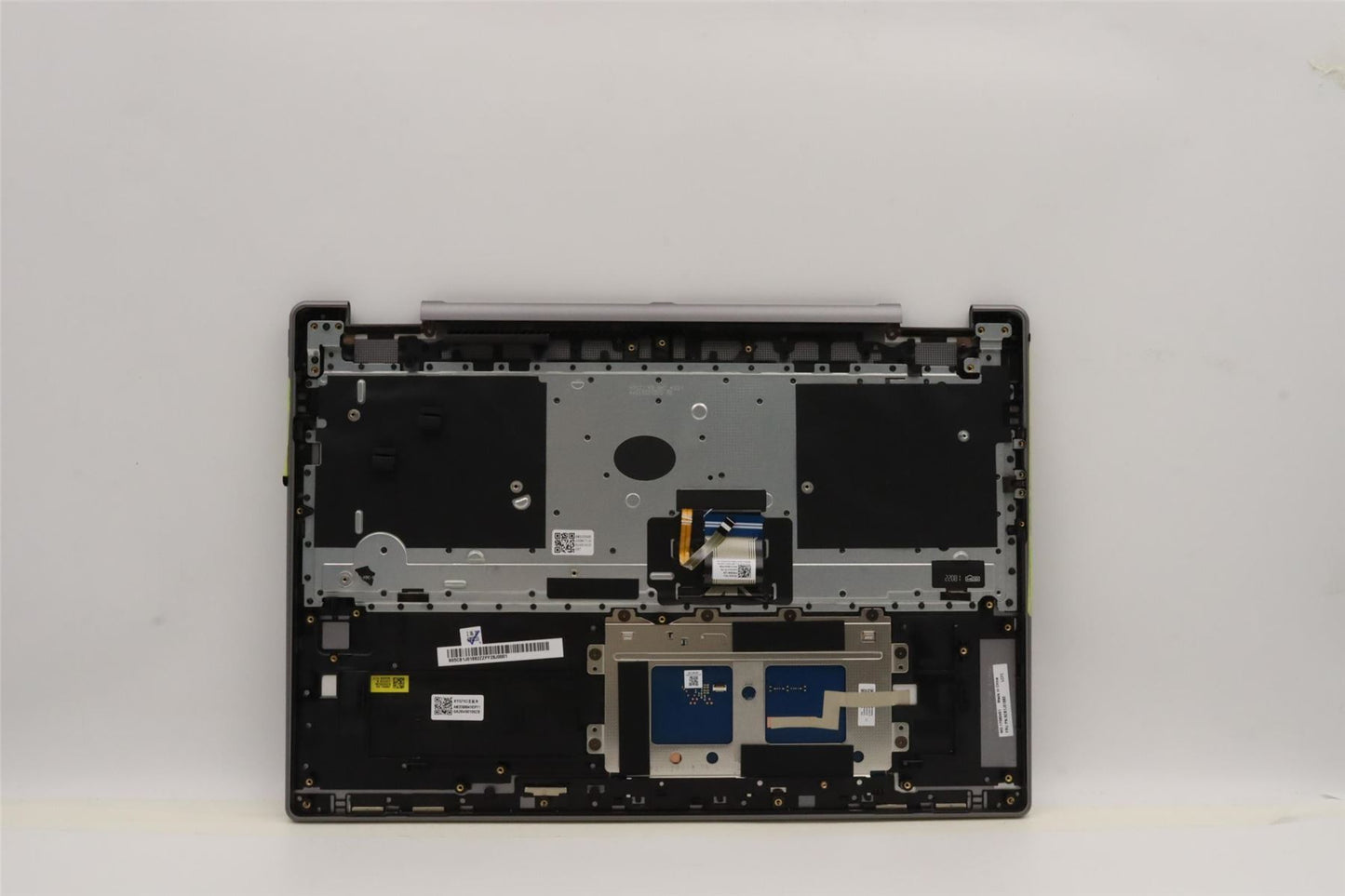 Lenovo Upper Case ASM_ENG L82QG NFPAG 5CB1J01882