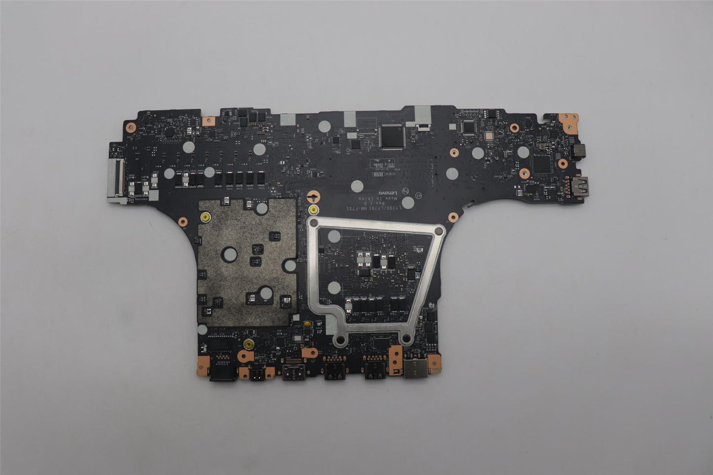 Lenovo L 83DEWINI914900HX_RTX408012GRM 5B21L86495
