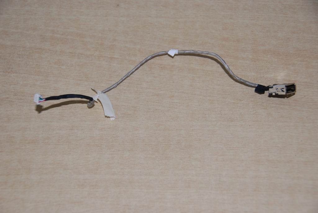 Lenovo IdeaPad Z500 USB Port Cable 31042399