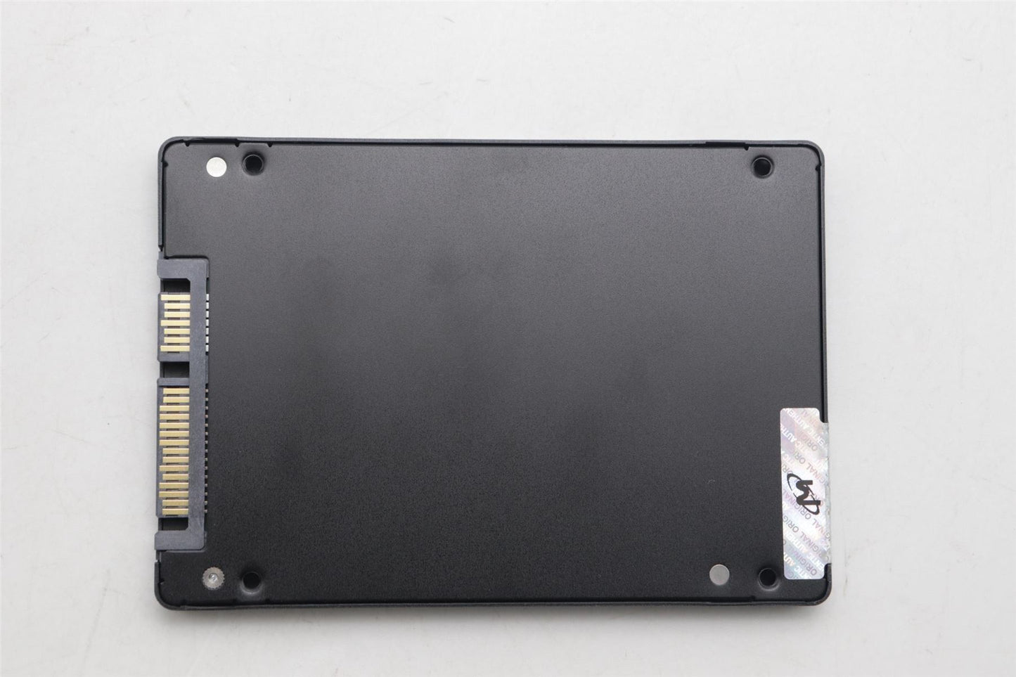 Lenovo ThinkStation P620 P3 Solid State Drive SSD 3840 2.5 SATA 5SS1B79283