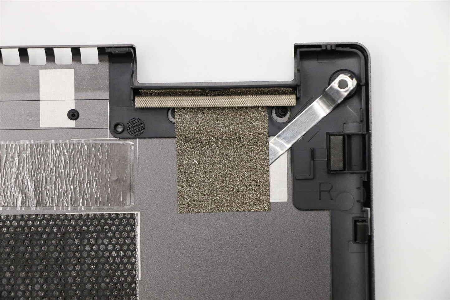 Lenovo Lower Case C 80X7 IG NON USA/CAN 5CB0N96331