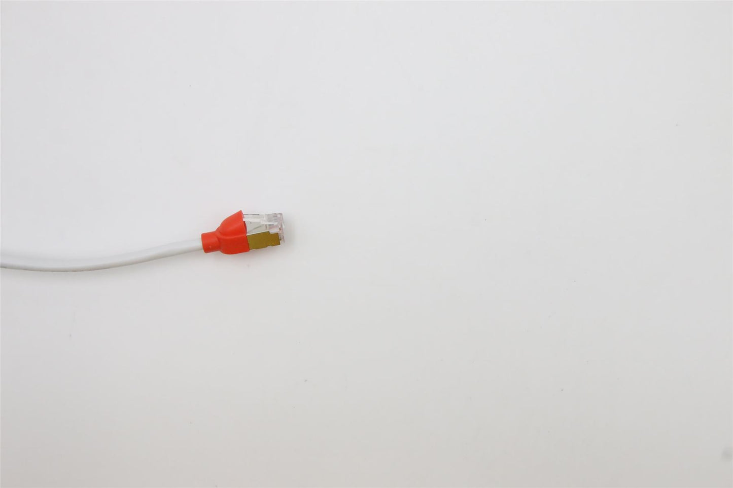 Lenovo CABLE 2m,CAT5,Cable,High power,Red 5C10V25076