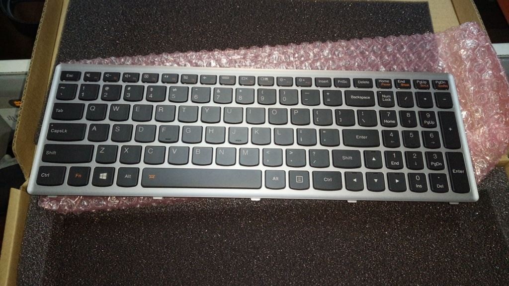 Lenovo OKIT6F1BUSB101KeyBlkKGraySlvFKB(win8) Keyboard 25210665