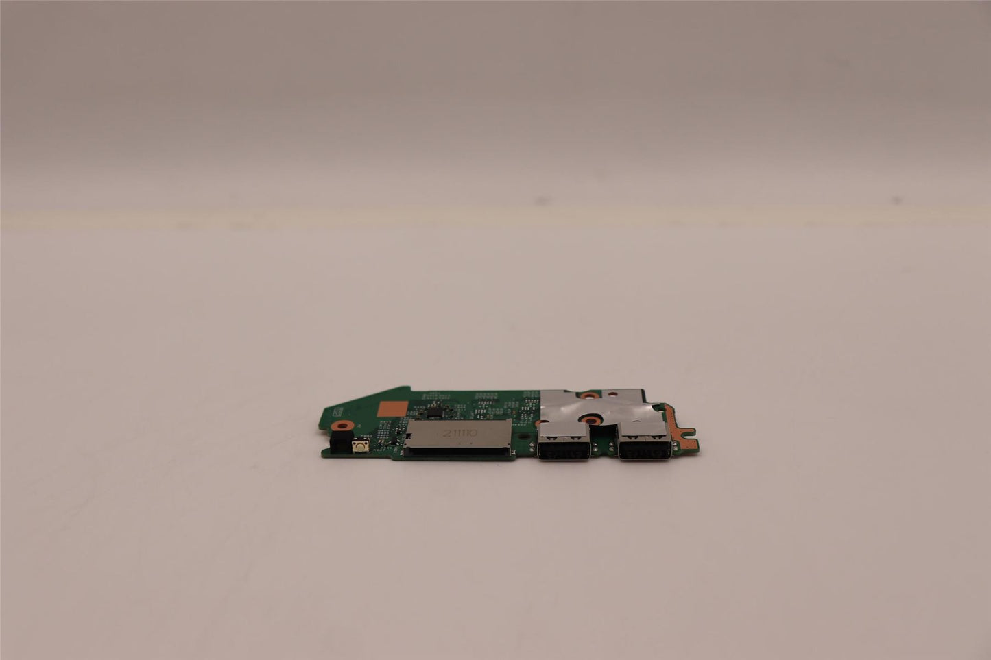 Lenovo IdeaPad 5 16ALC7 USB-A SD-Kartenleserplatine 5C50S25339