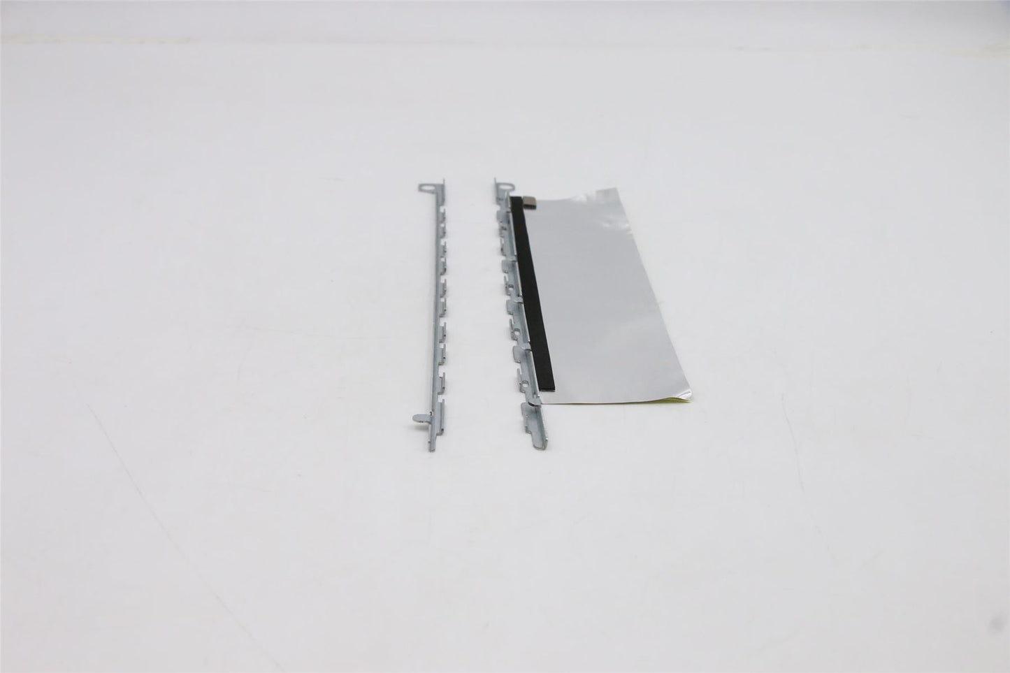 Lenovo LCD support braket,L+R,PANA 00NY474