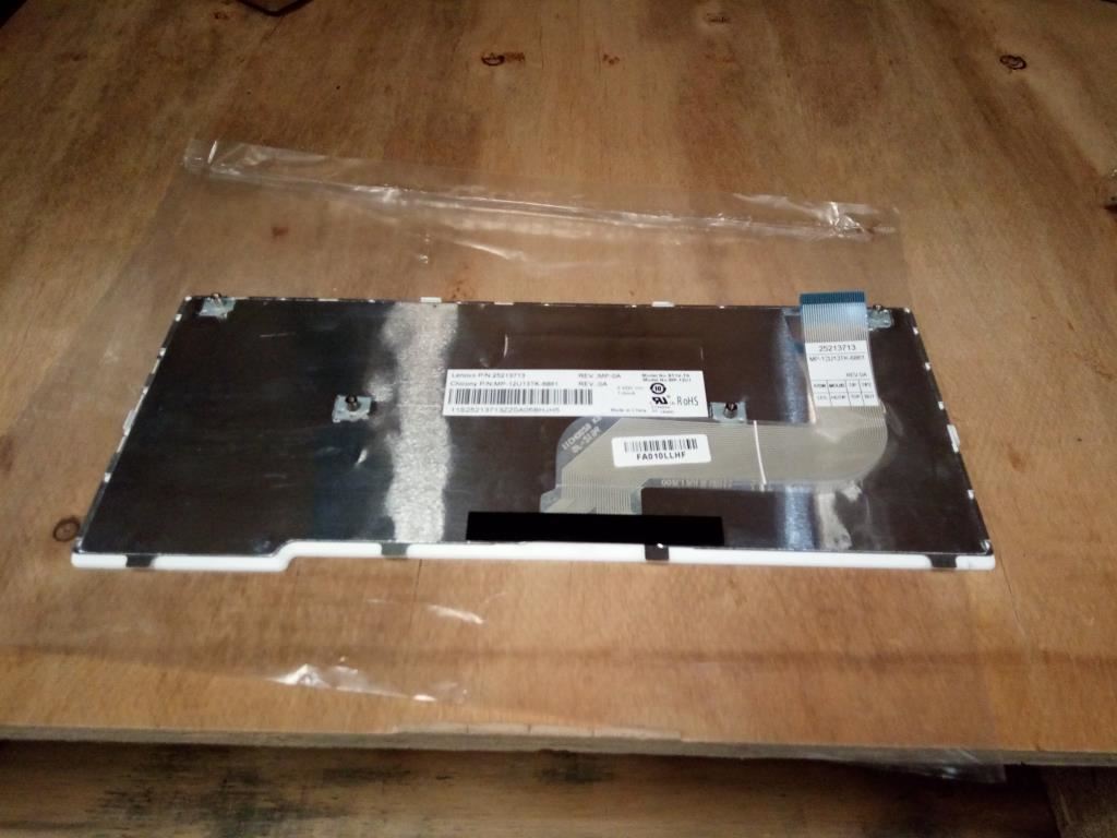 Lenovo ST1V-CCY-TK-WhiteKeyWhiteF-KBD Keyboard 25213713