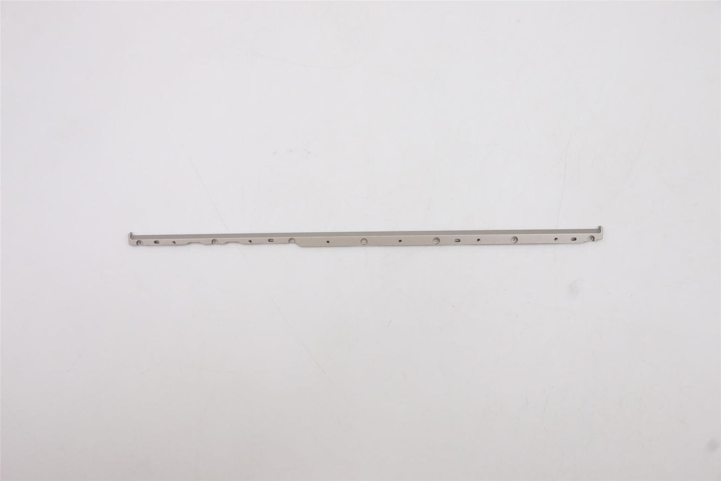 Lenovo Bracket L82BG B_COVER_BKT_MICA 5B40S22013