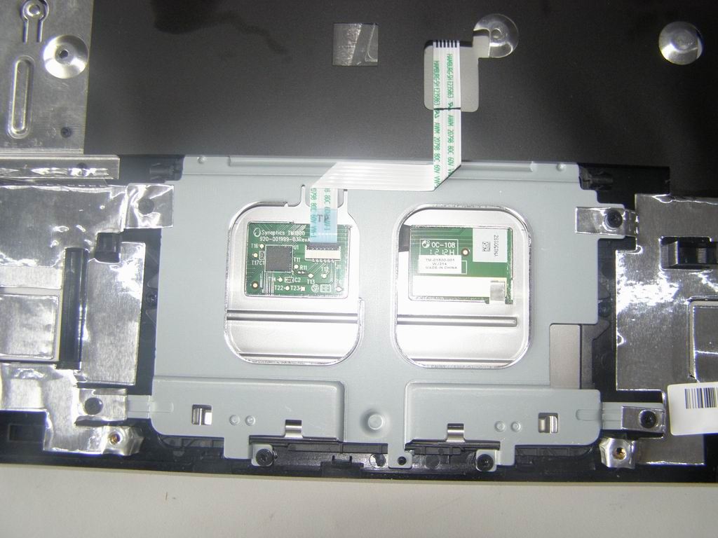 Lenovo IdeaPad Z585 Z580 Palmrest Cover Grey 90200640