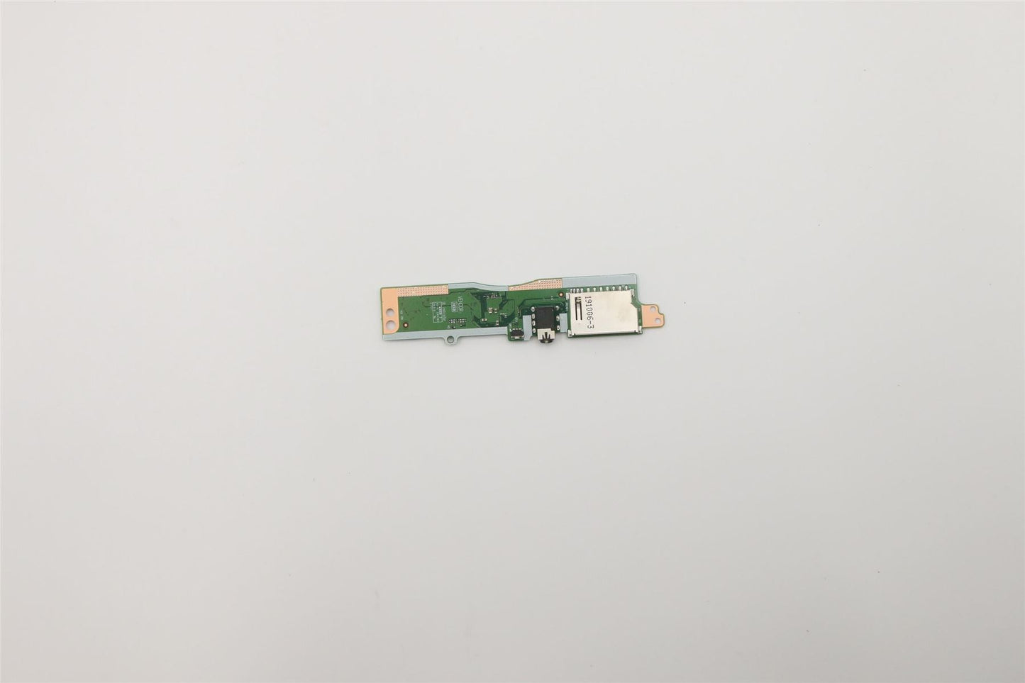 Lenovo USB BOARD L 81UV I/O Board W/FFC 5C50S24986