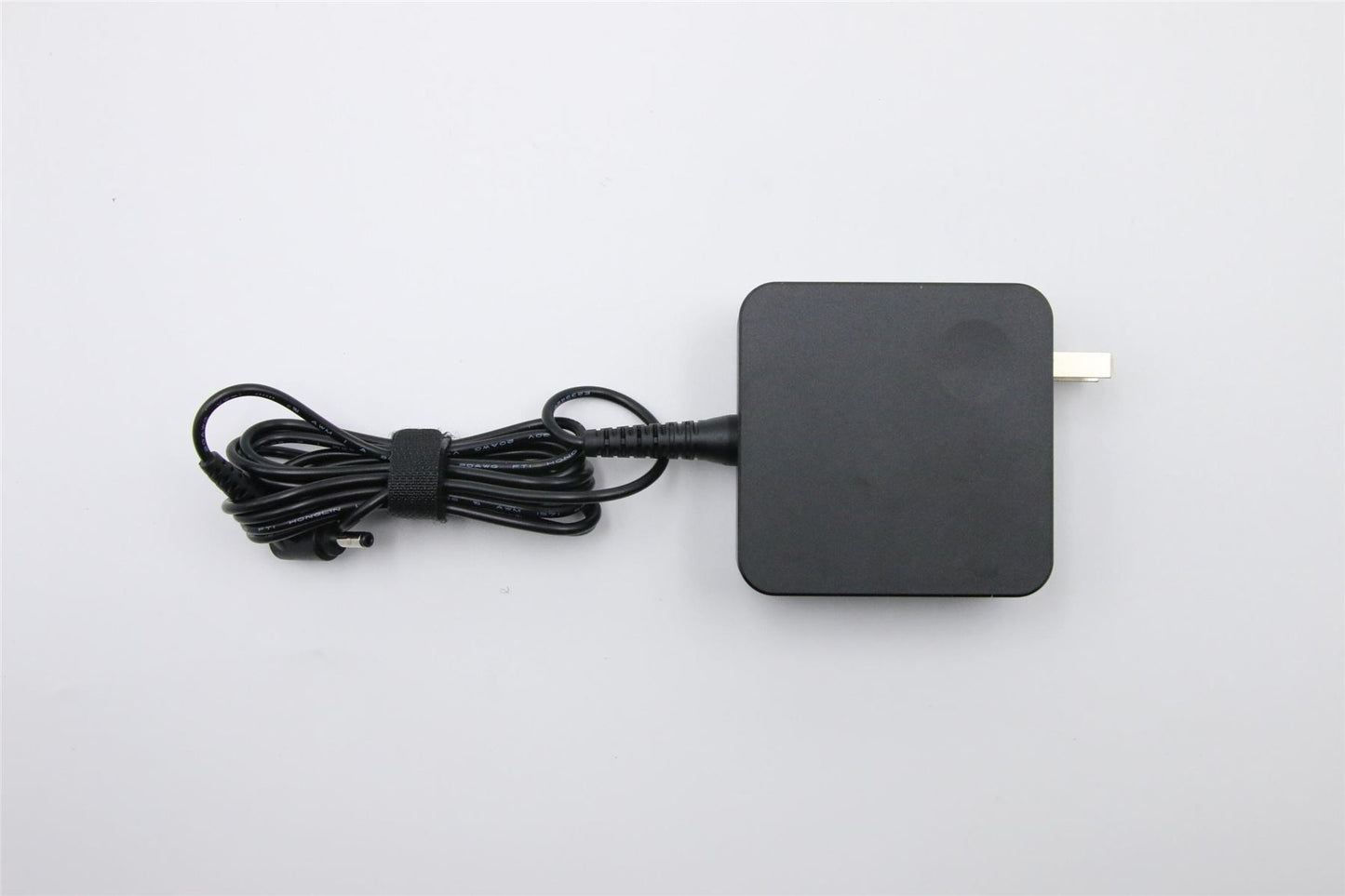 Lenovo IdeaPad 530-14ARR 720S-14IKB 3-14ARE05 AC Charger Adapter Power 01FR152