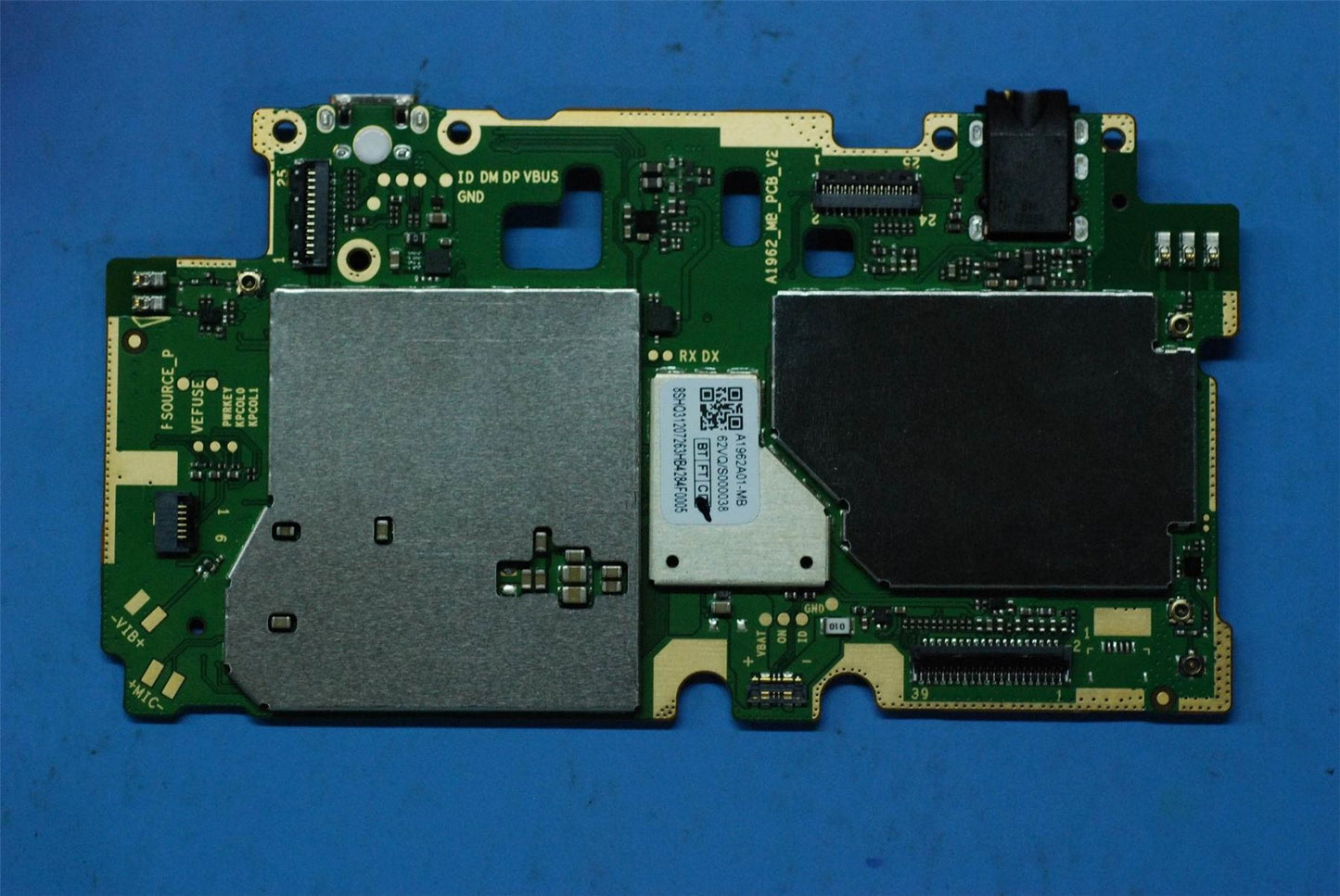 Lenovo TB-7304X MB 1+16G_2&*HQ31604912000 CS 5B28C09603