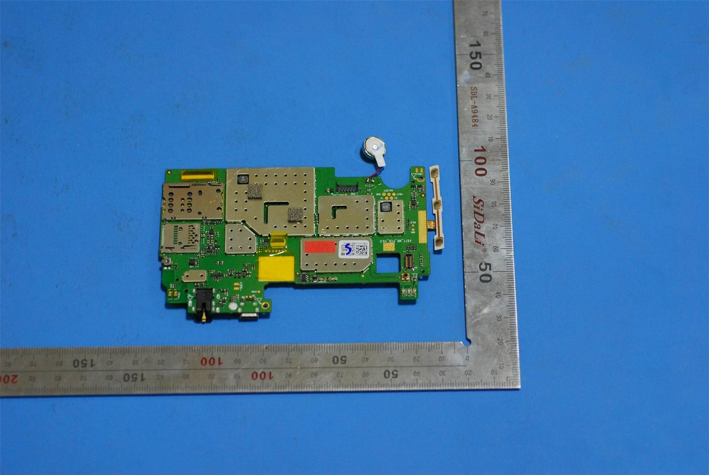 Lenovo A3300-HV MB+8G&*HQ31600490000 CS 5B29A6N2ED