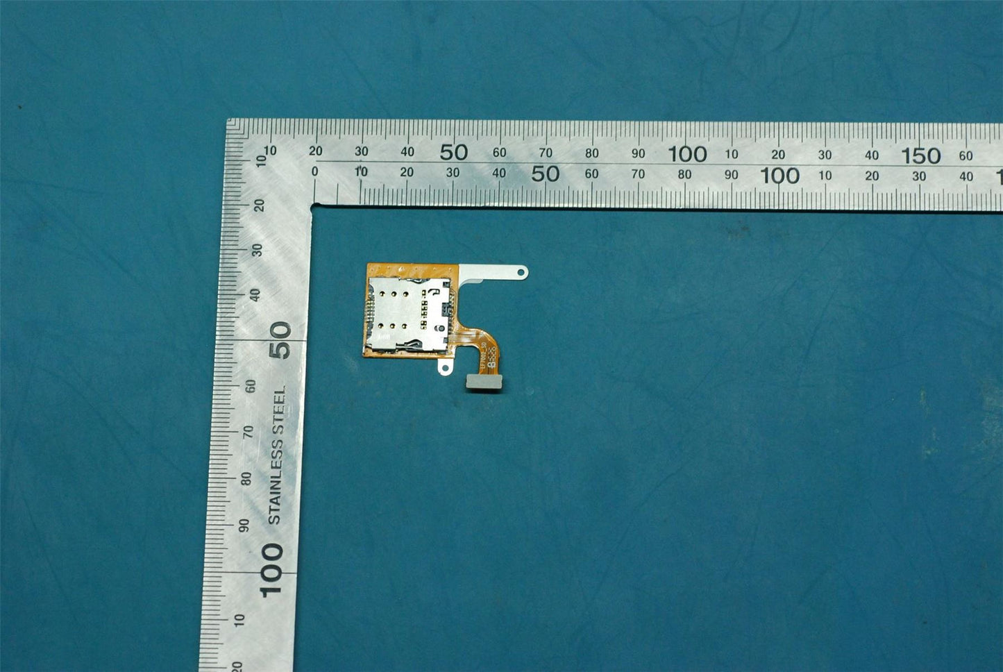 Lenovo TB-7703F TF Conn FPC&*11683927-00CS 5F78C06151