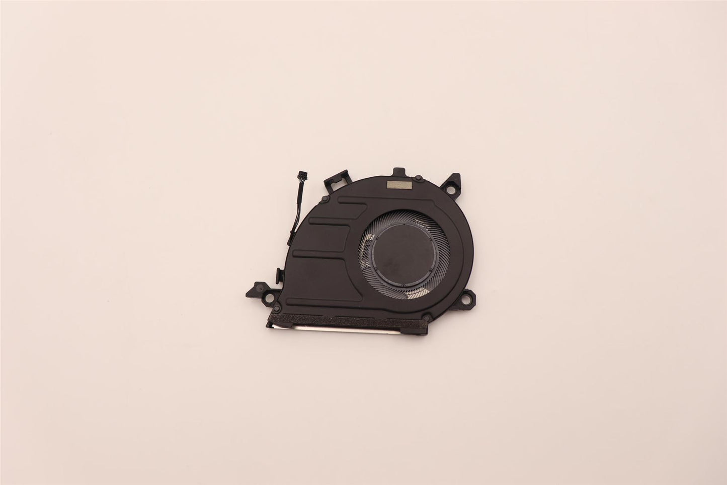 Lenovo SYSTEM FAN L 82T5 AVC 5F11H59156