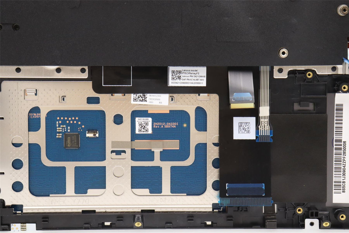 Lenovo Upper Case ASM_UKE L82UH FP BL 5CB1J30904