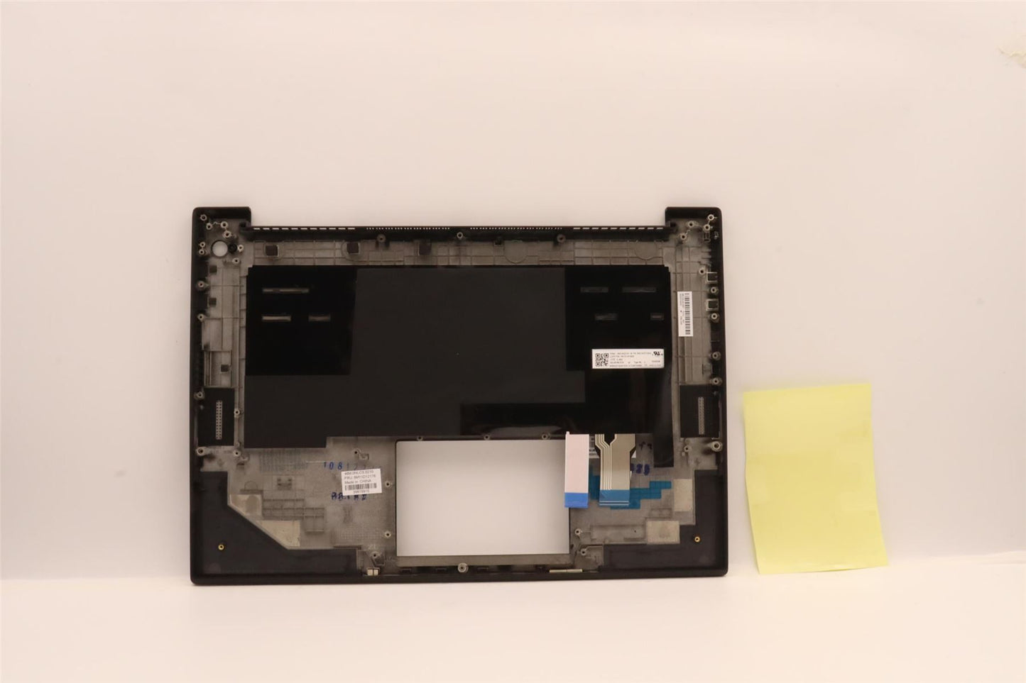 Lenovo WW C-Cvr+HBW KB ASM,CHY 5M11D12175