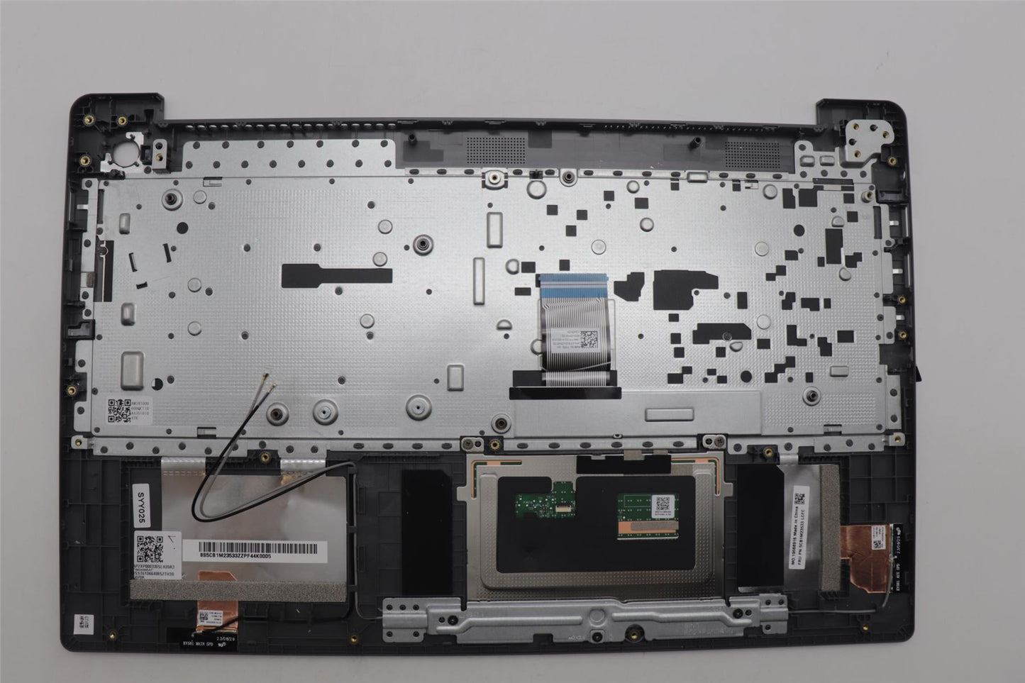 Lenovo COVER Upper Case ASM_SWS L 83ERAGFP NBL 5CB1M23533