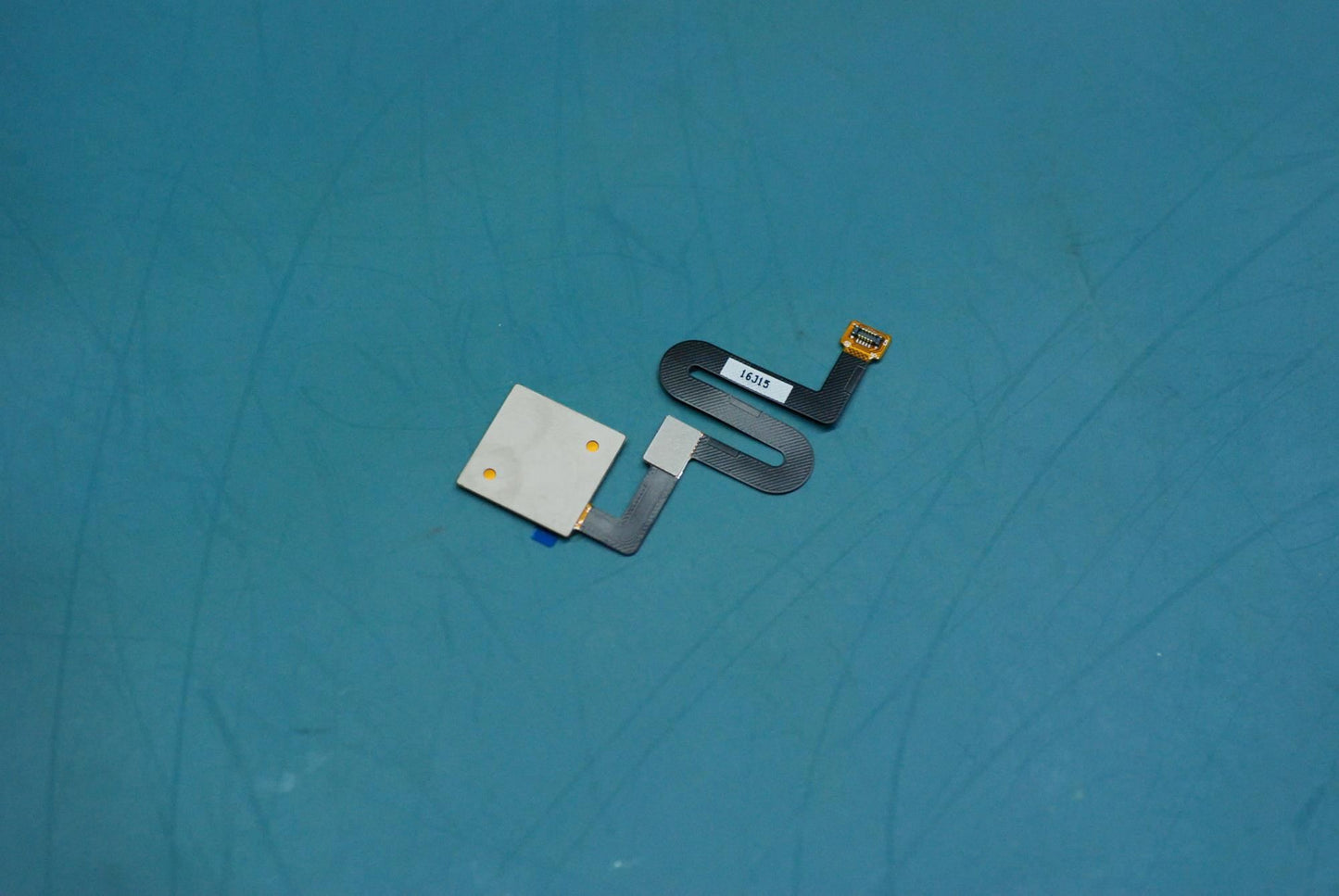Lenovo XT1663 FPM GL&*26151029 CS Board 5F78C06960