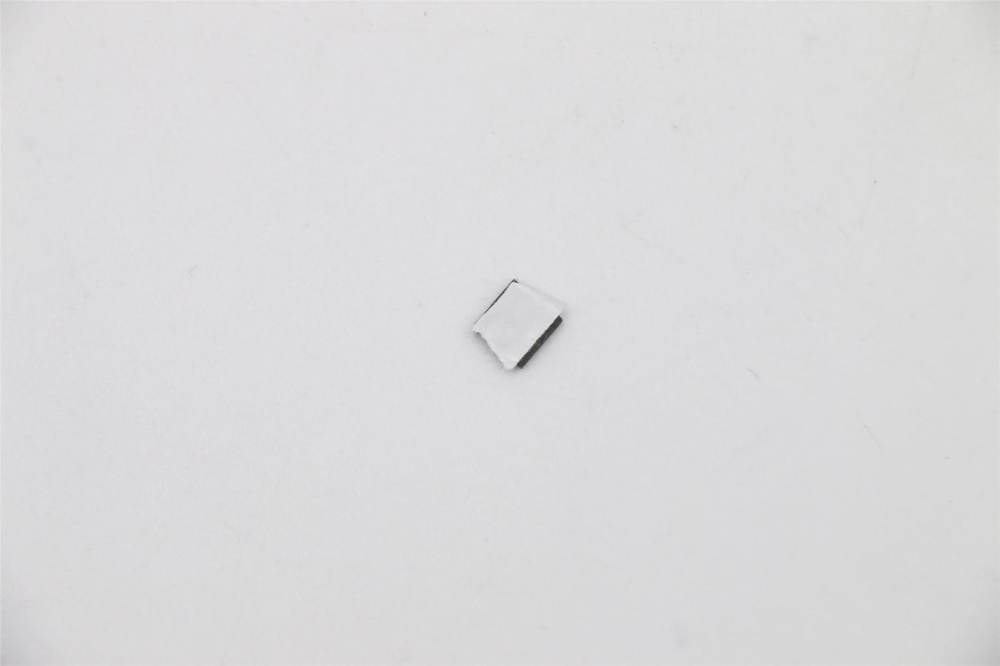 Lenovo Screw Rubber C 81NX_MB support 5R60S37076