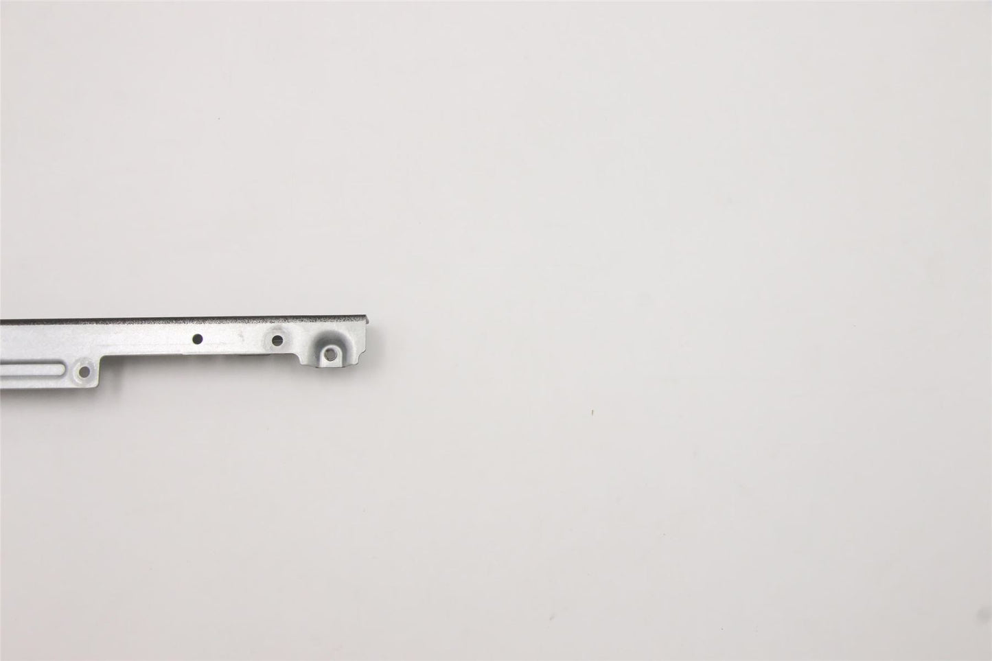 Lenovo S_560_SIDE_IO_BKT 5M10U50405