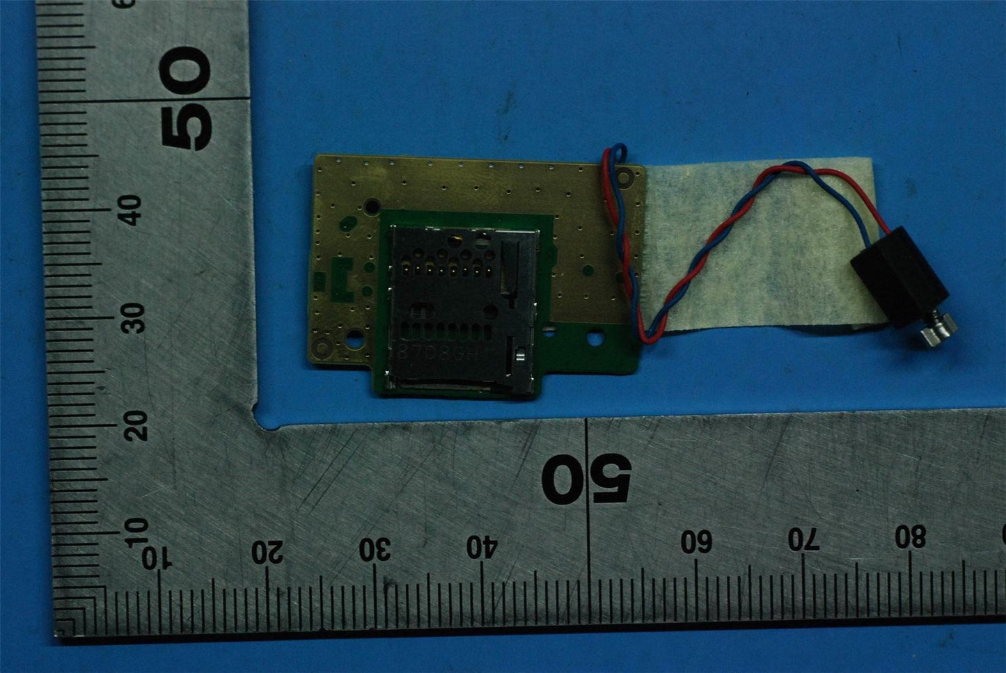 Lenovo TAB E10 SIM Card Reader Sub Board 5P68C12221