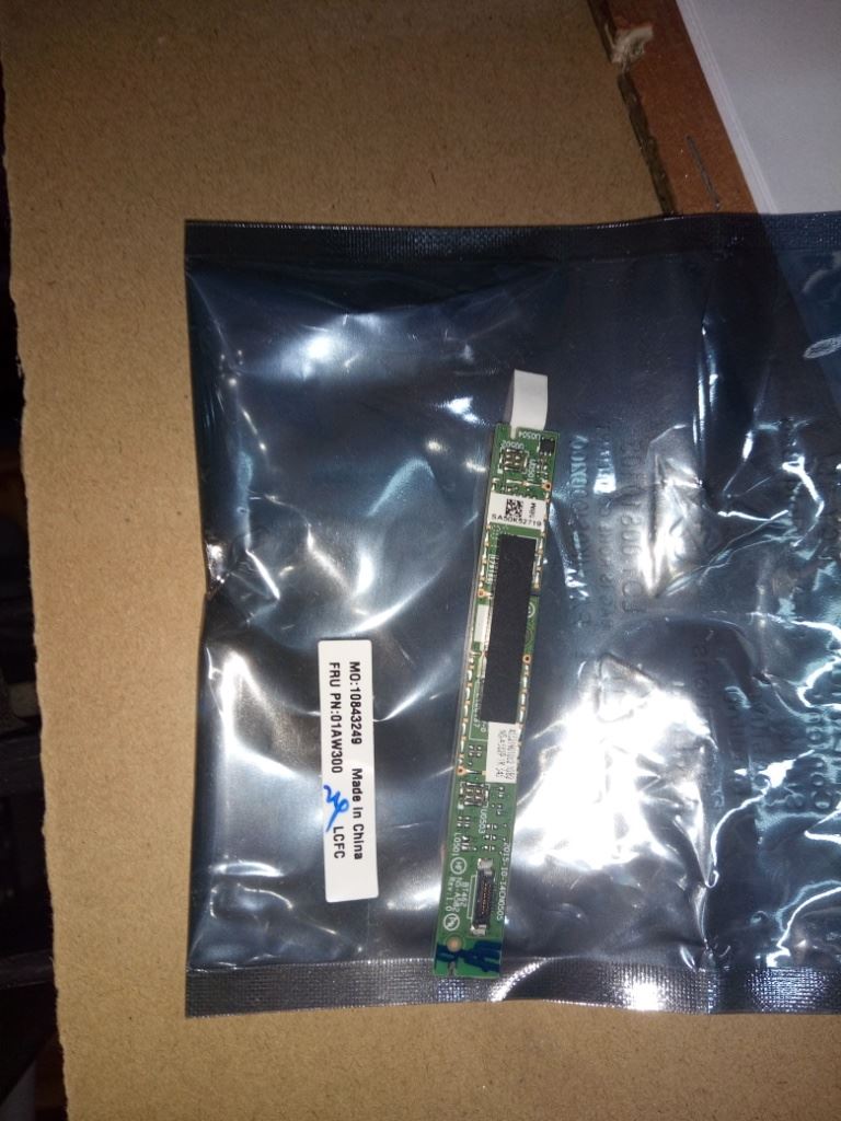 Lenovo Cardpop, CB3, no Cam, mic Microphone Board 01AW300