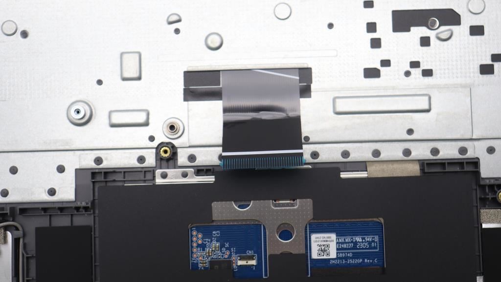 Lenovo Upper Case ASM_ITA L82XR NFP AGNBL 5CB1L14997
