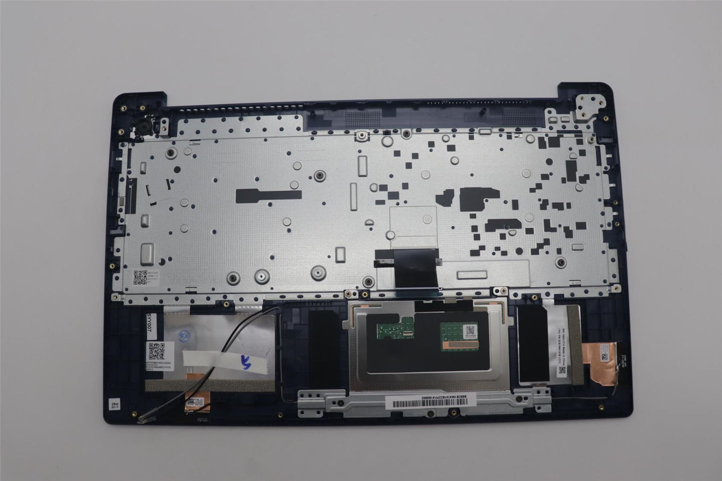 Lenovo IdeaPad 3 15IAH8 Palmrest Cover Touchpad Keyboard US Europe 5CB1M41418