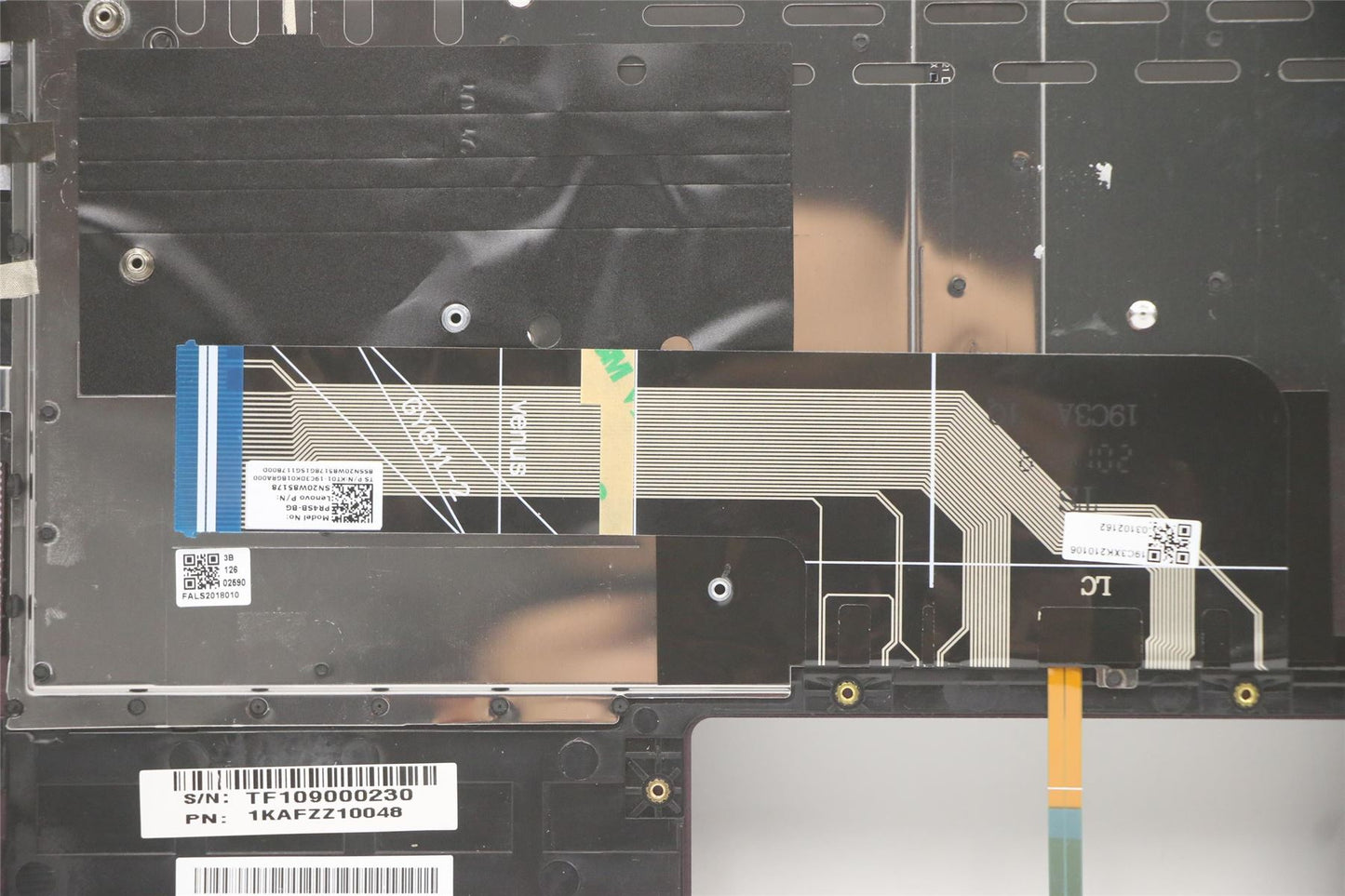Lenovo IdeaPad 7 14ITL05 Keyboard Palmrest Top Cover Bulgarian Orchid 5CB1B05315