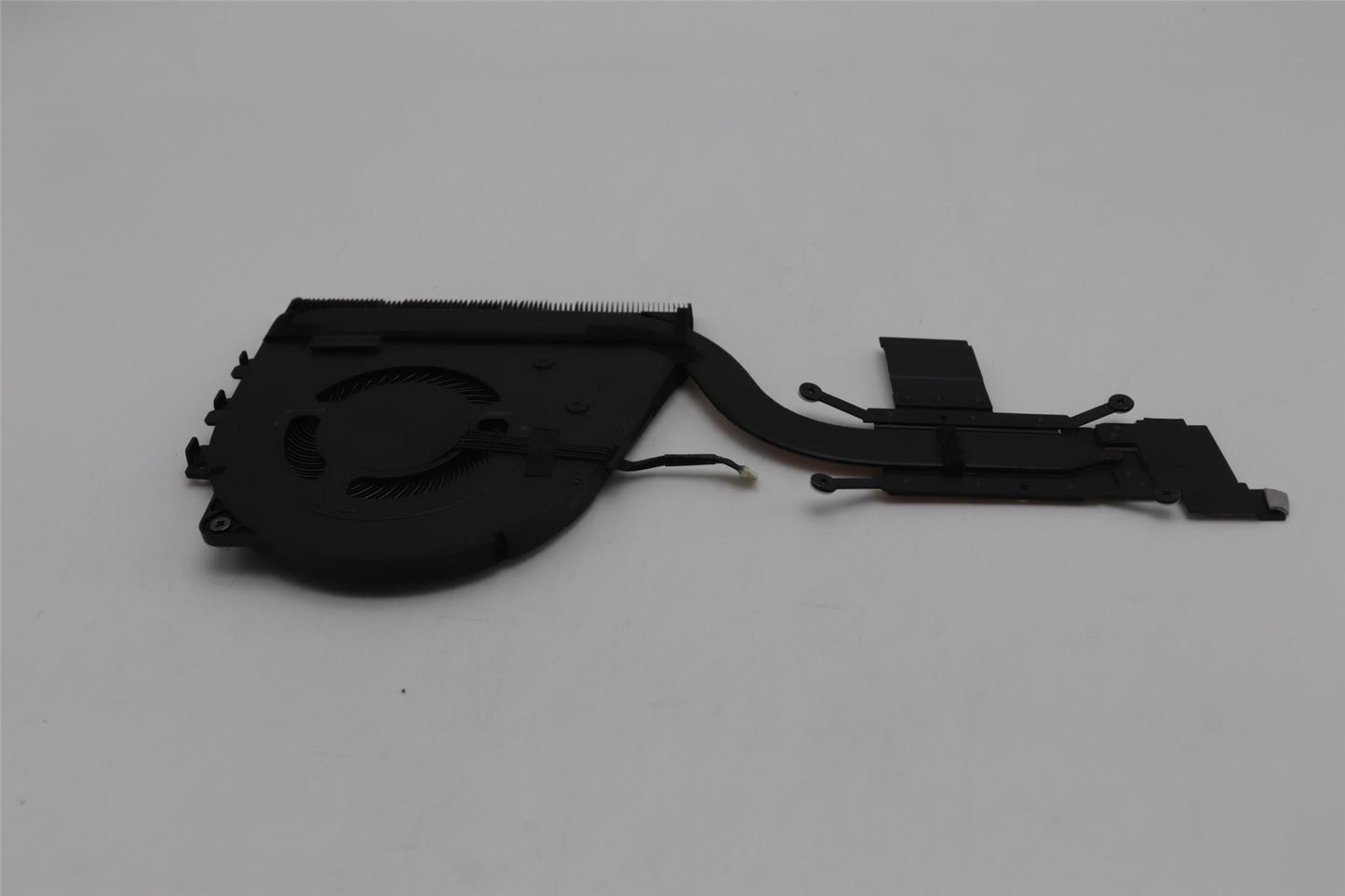 Lenovo HEATSINK FRU_UMA_AL_FIN_THM_ASSY AVC 5H41B77447
