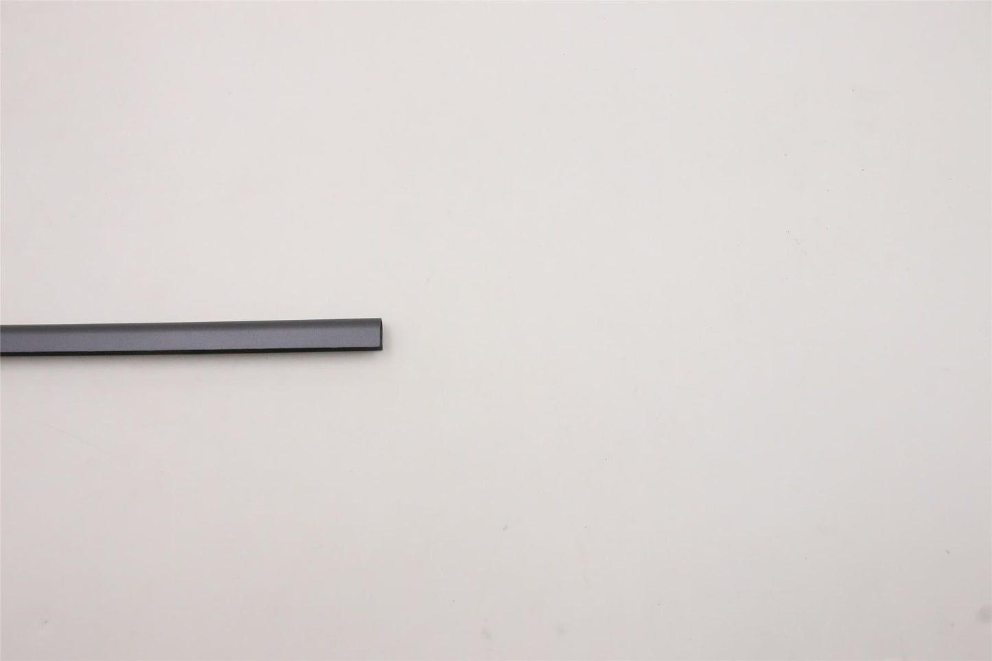 Lenovo Yoga 7 Pro-14ACH5 O 7 Pro-14IHU5 O Hinge Cap Strip Trim Cover 5CB1C90917