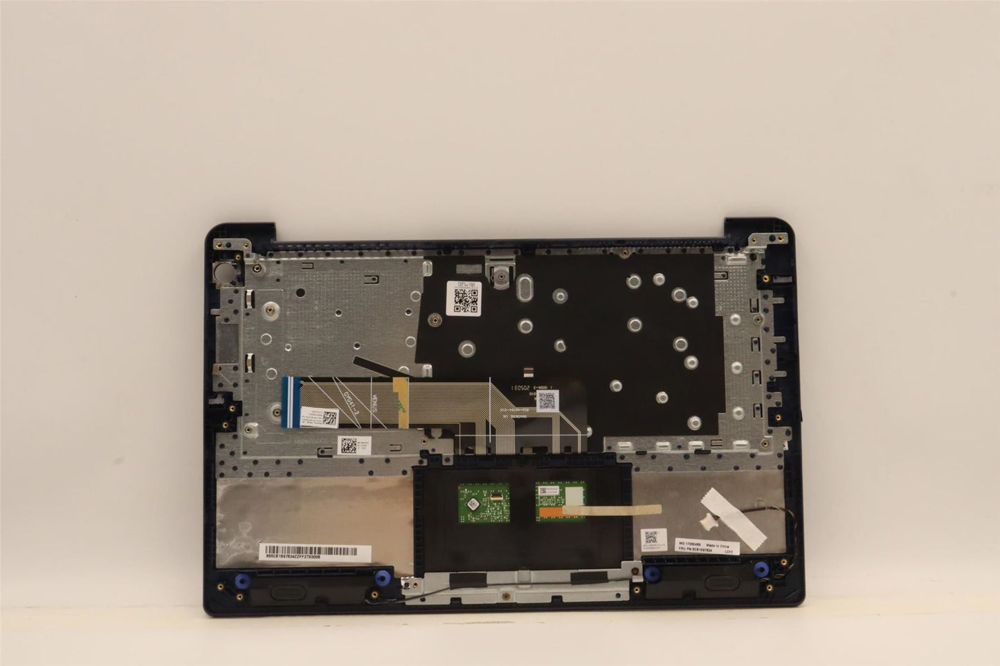 Lenovo Upper Case ASM_LA SPA L82H7ABFPBLD 5CB1B97634