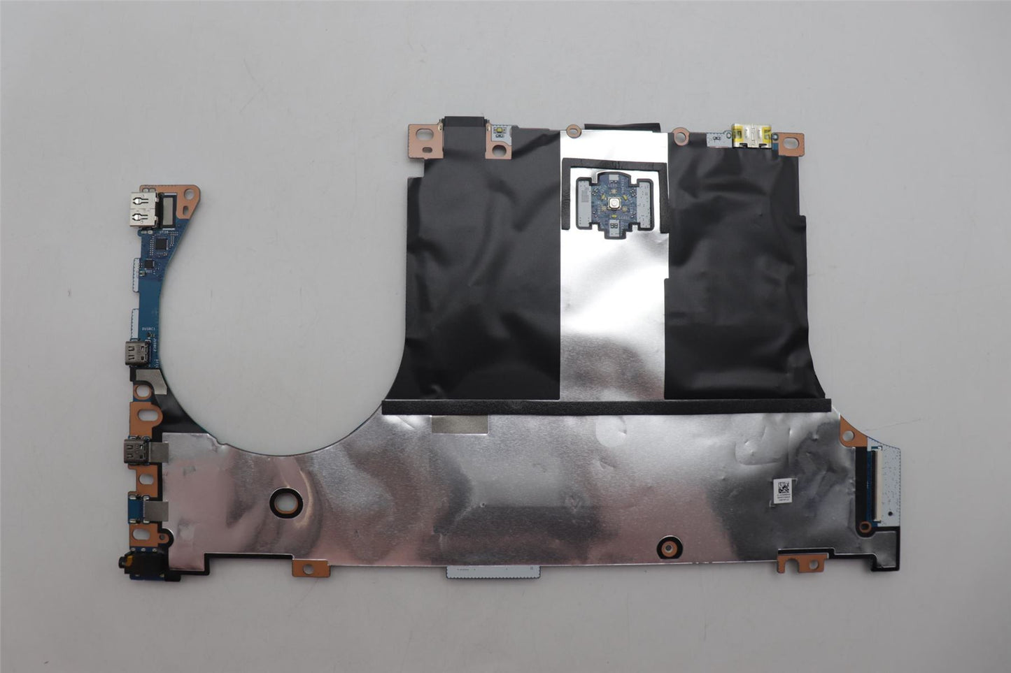 Lenovo C 83DG I74700HX_RTX4070 NOKRM 5B21N54796