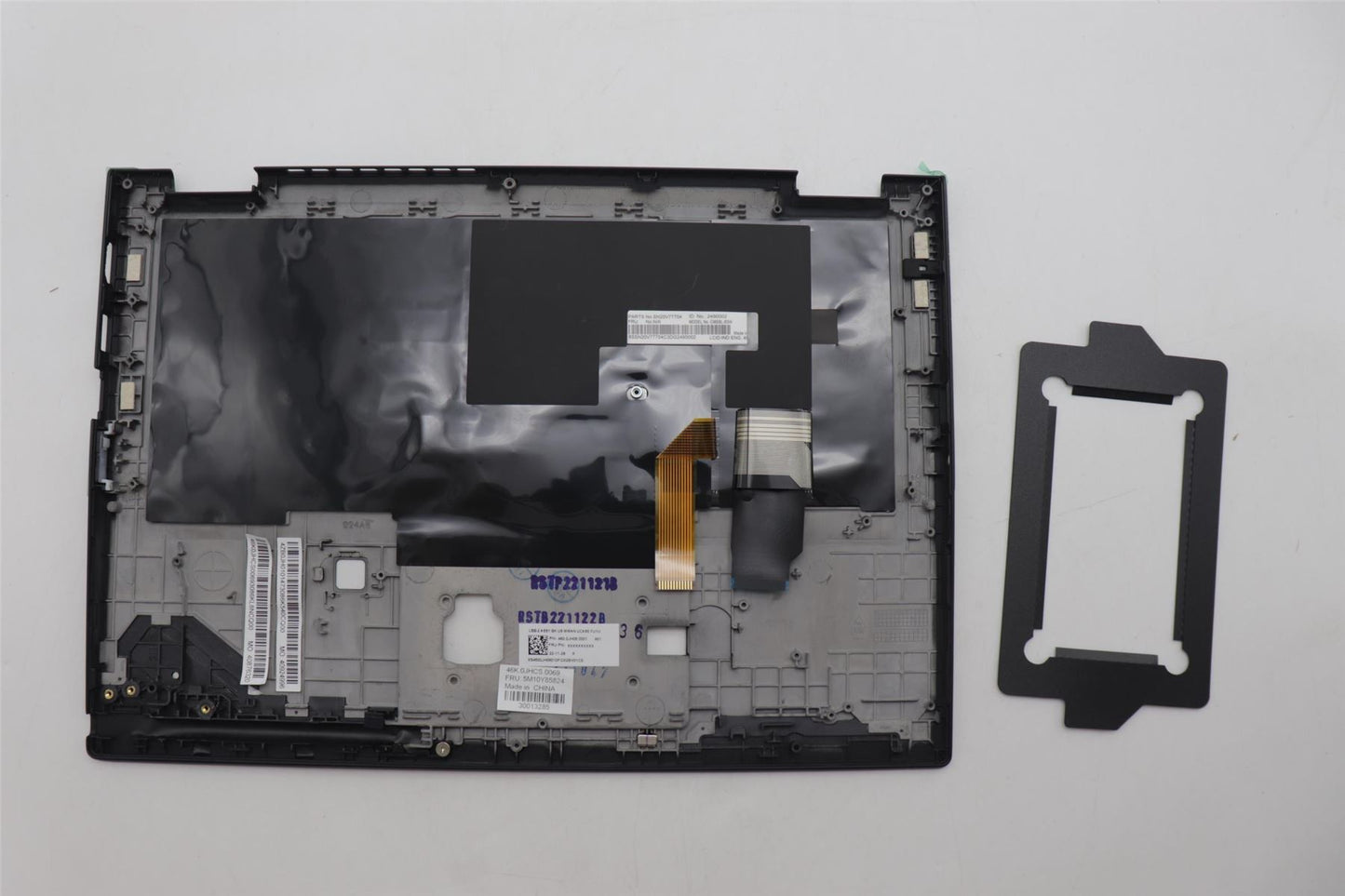 Lenovo WW C-Cvr+IND ENG KB ASM,CHY 5M10Y85824